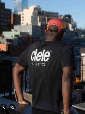 New Ciele Athletics ORTshirt Black Short Sleeve Logo Tee Shirt